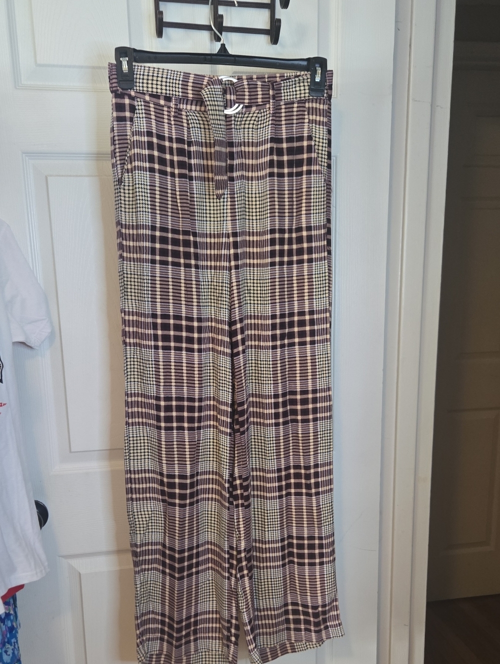 Rewash Plaid Pants in Burgundy and Cream